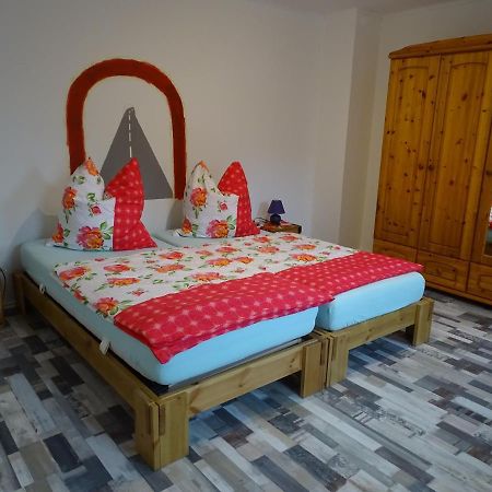 Monteurwohnung In Варщайн Екстериор снимка